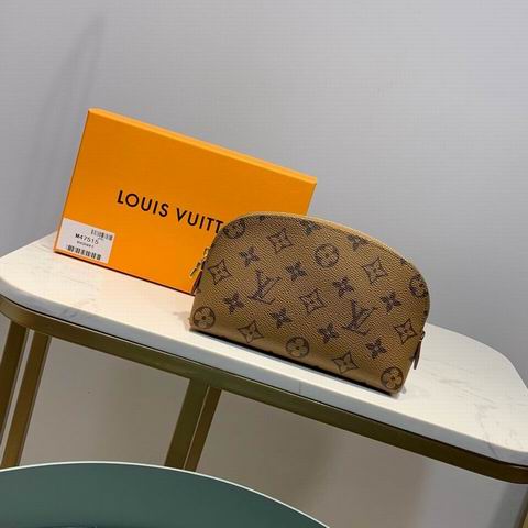 Louis Vuitton Beauty Bag ID:20230215-53